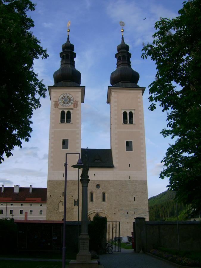 Kronenwirt Gurk Esterno foto